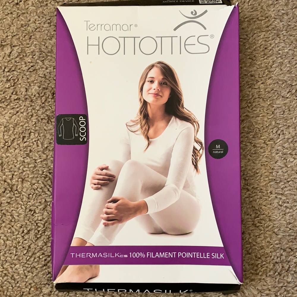 Silk Base Layer / Scoop Neck Long Sleeve